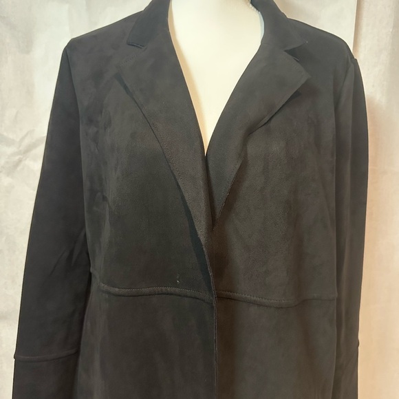 Premise Black Trench Coat for Women - Picture 3 of 10